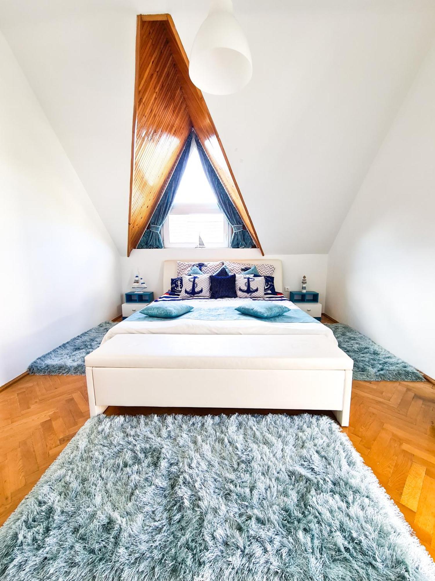 Aranyeso Apartmanhazak No.1 บาลาโตนัลมาดี ภายนอก รูปภาพ